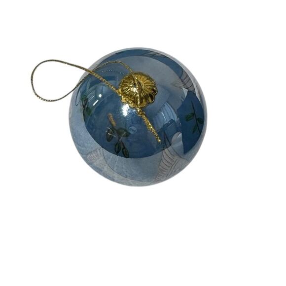 Vintage Li Bien Peace on Earth 2005 Pier 1 Dove Reverse Painted Glass Ornament - Picture 2 of 6